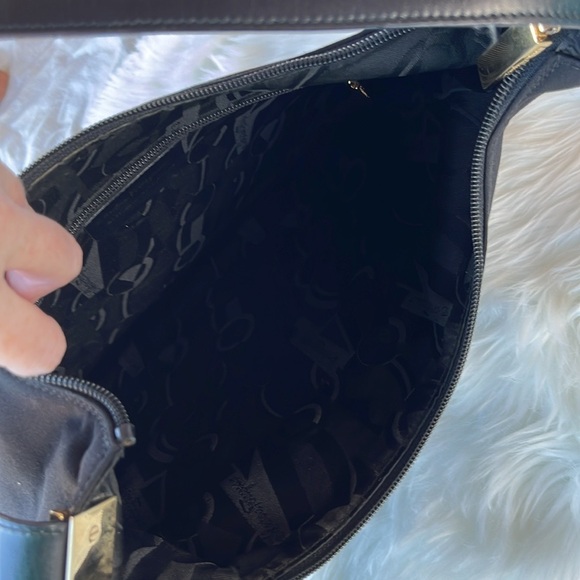 Authentic Salvatore Ferragamo Shoulder Bag - Picture 9 of 13